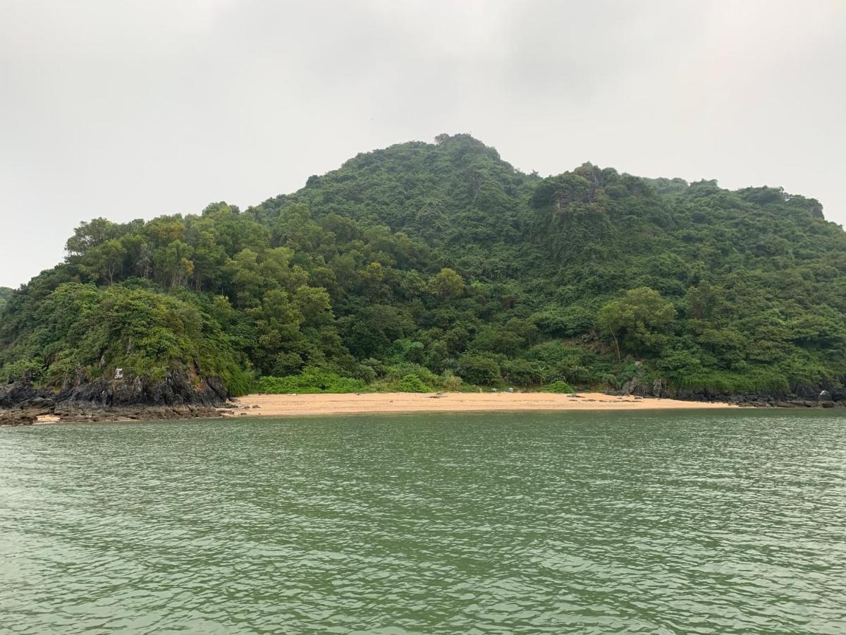 Ocean Beach Resort Cat Ba Island Kültér fotó